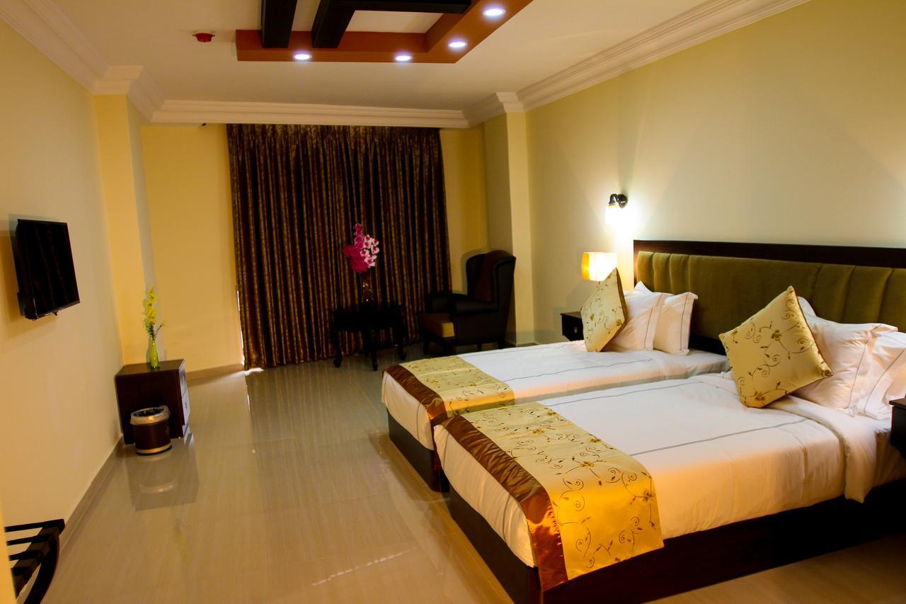 Queen Plaza Hotel Hebron Zewnętrze zdjęcie