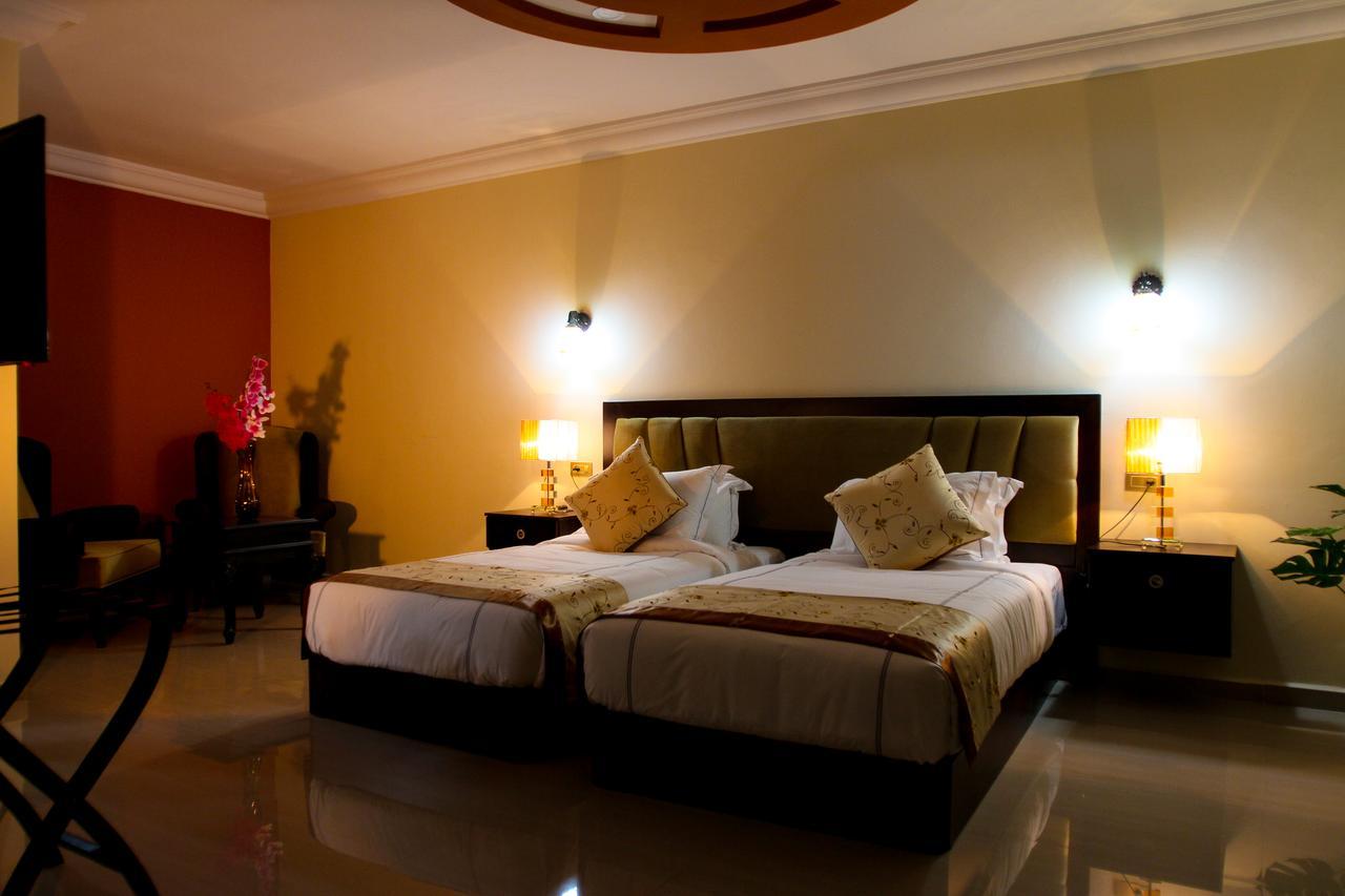 Queen Plaza Hotel Hebron Zewnętrze zdjęcie