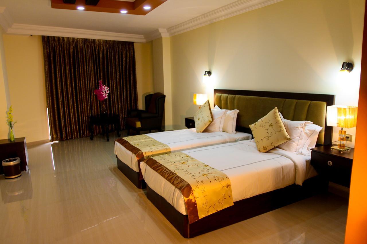 Queen Plaza Hotel Hebron Zewnętrze zdjęcie